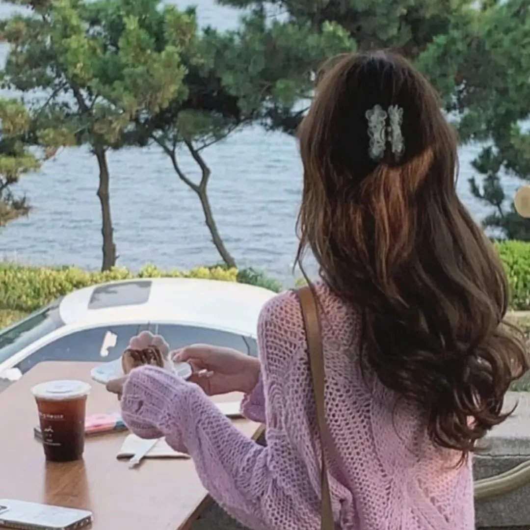 榆木湖边的房子